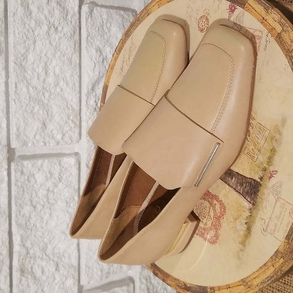 Franco Sarto Shoes - FRANCO SARTO NWOT FOREVER LOAFER NEUTRAL BEIGE SIZE 7.5